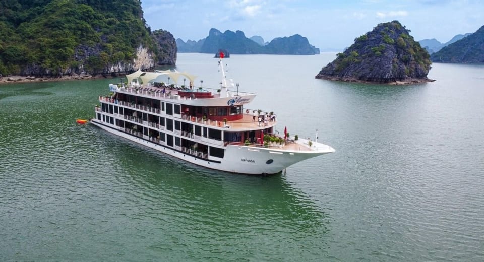 Northern Vietnam 5 Days Mai Chau, Ninh Binh, Halong Bay